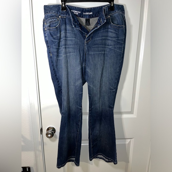 Lane Bryant Distinctly Bootcut Curve Hugging Contrast Stitching Jeans Sz 16P - Picture 1 of 11